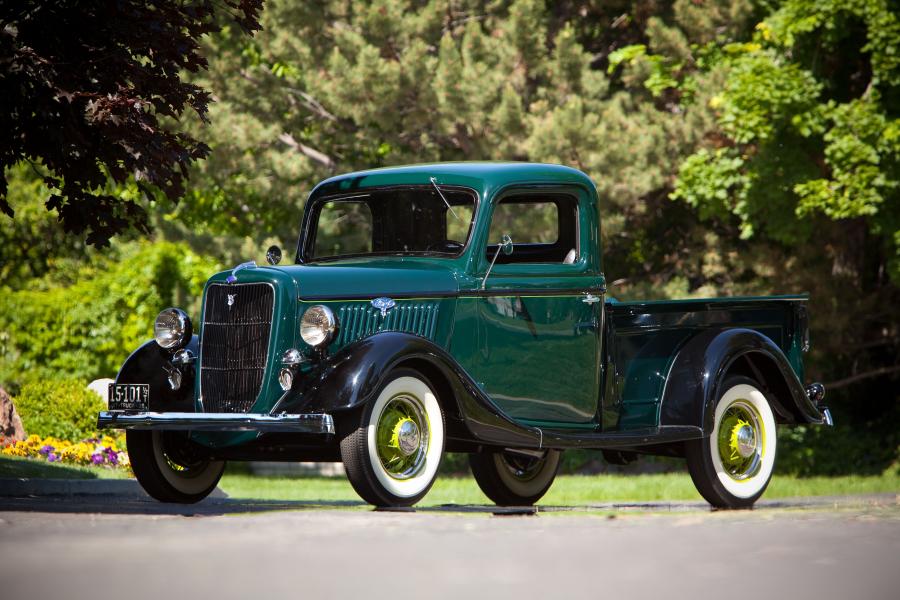  Ford V8 1-2-Ton Pickup Truck 1935 года  (фото 1 из 1)
